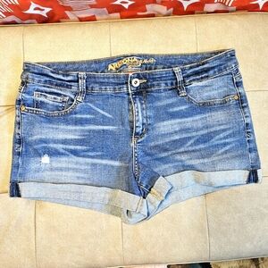 EUC Arizona Jean Shorts
